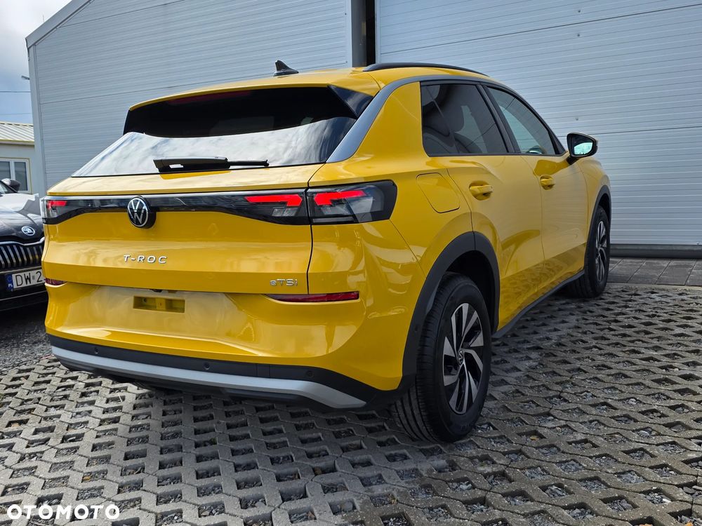 Volkswagen T-Roc 1.5 eTSI Life DSG - 9