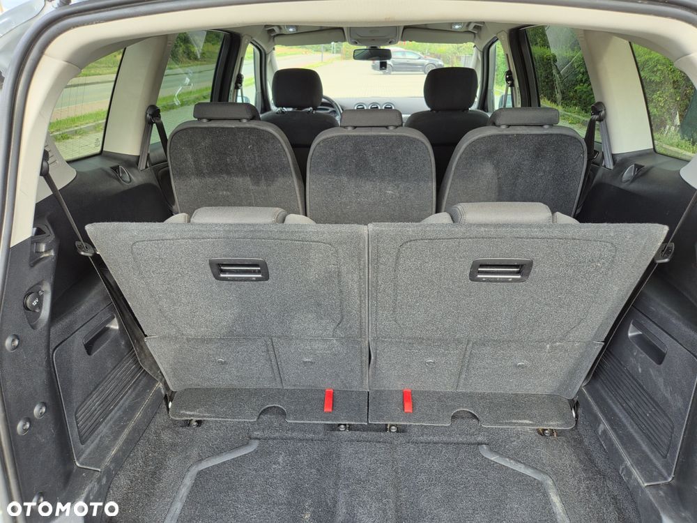 Ford S-Max - 7