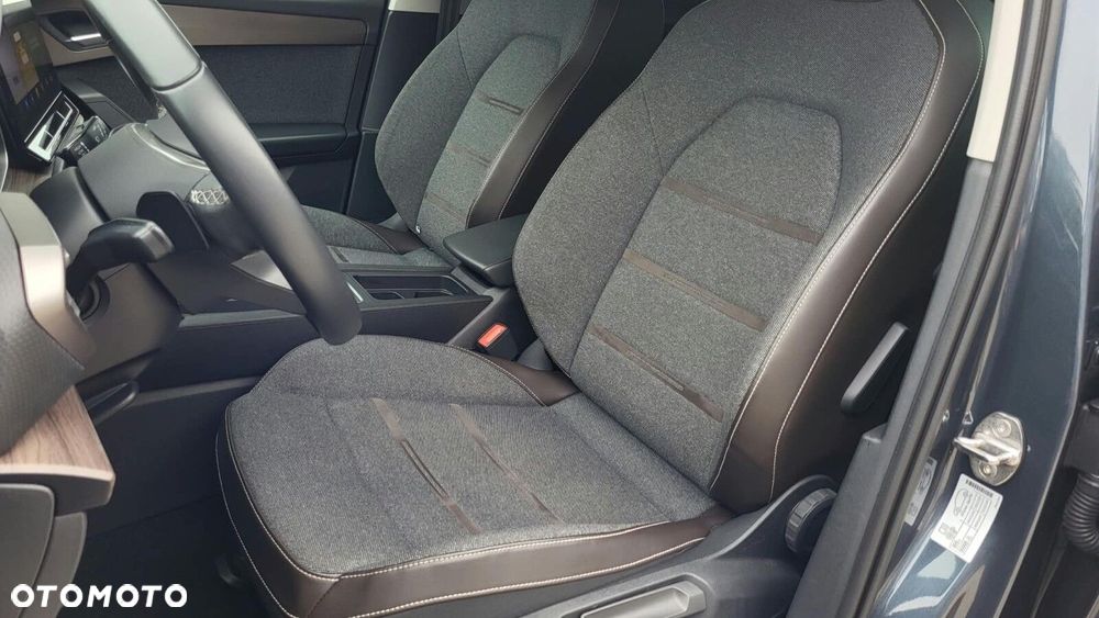 Seat Leon 1.5 eTSI Xcellence DSG - 11