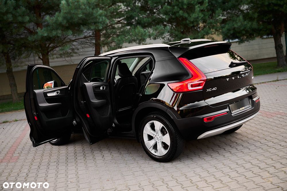 Volvo XC 40 D3 SCR R-Design - 25