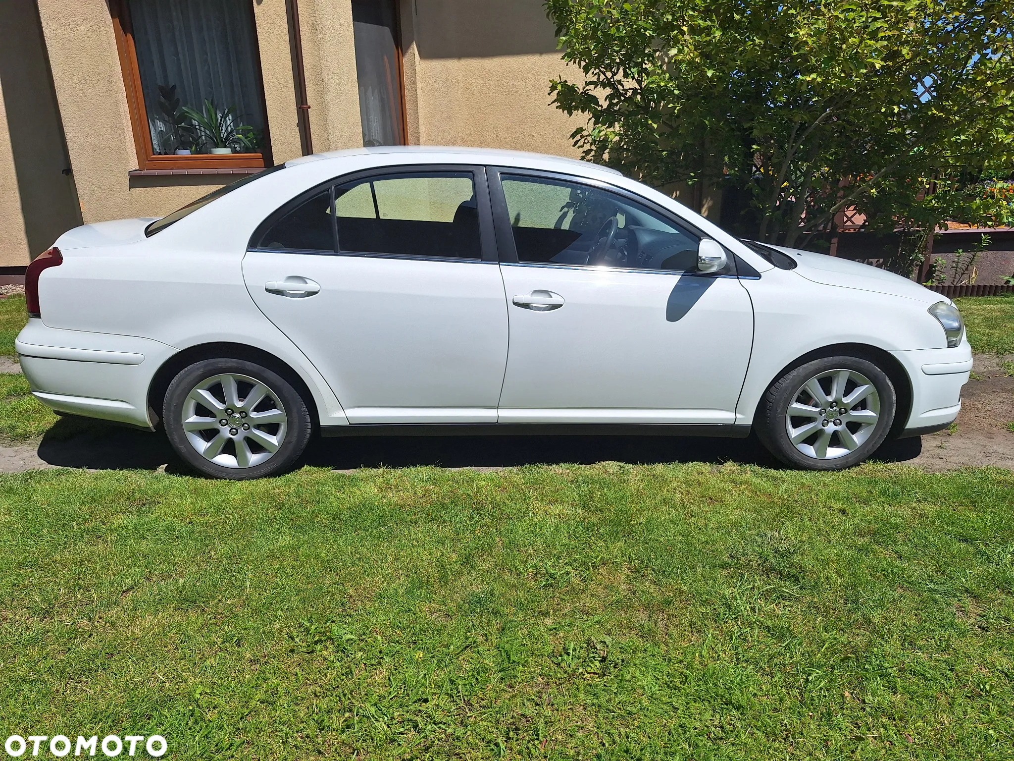 Toyota Avensis 1.8 VVT-i Luna - 7