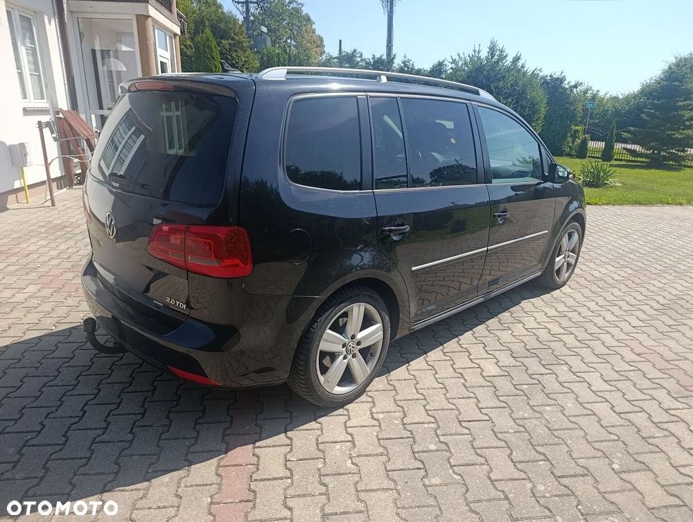 Volkswagen Touran 2.0 TDI DPF Highline DSG - 4