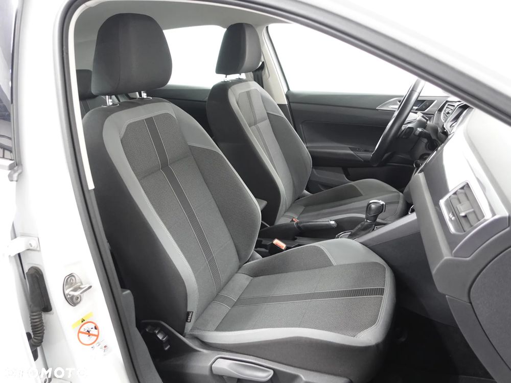Volkswagen Polo - 26