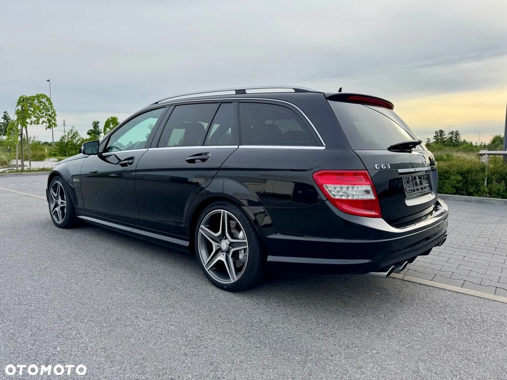 Mercedes-Benz Klasa C 63 AMG 7G-TRONIC - 2