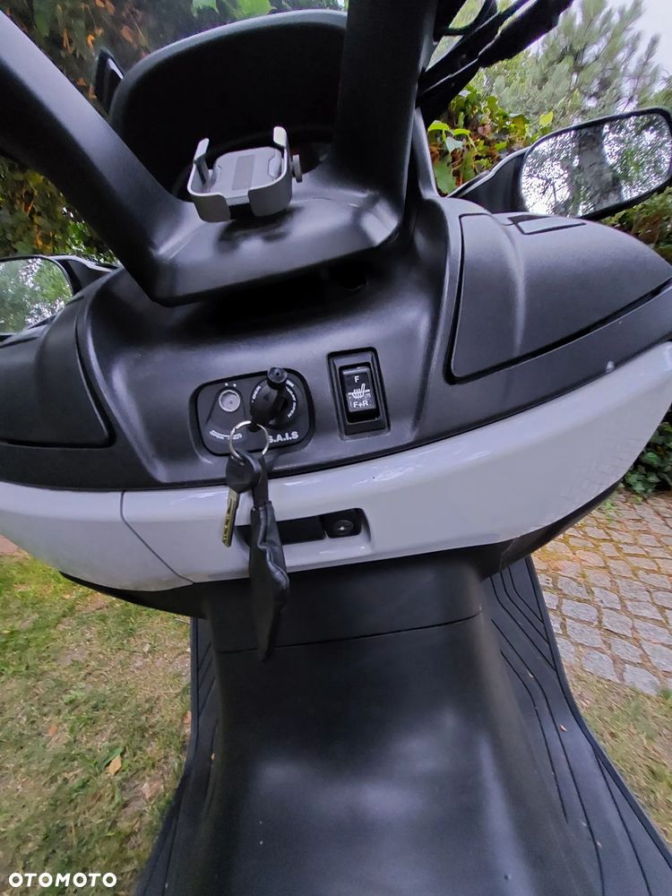 Suzuki Burgman - 7