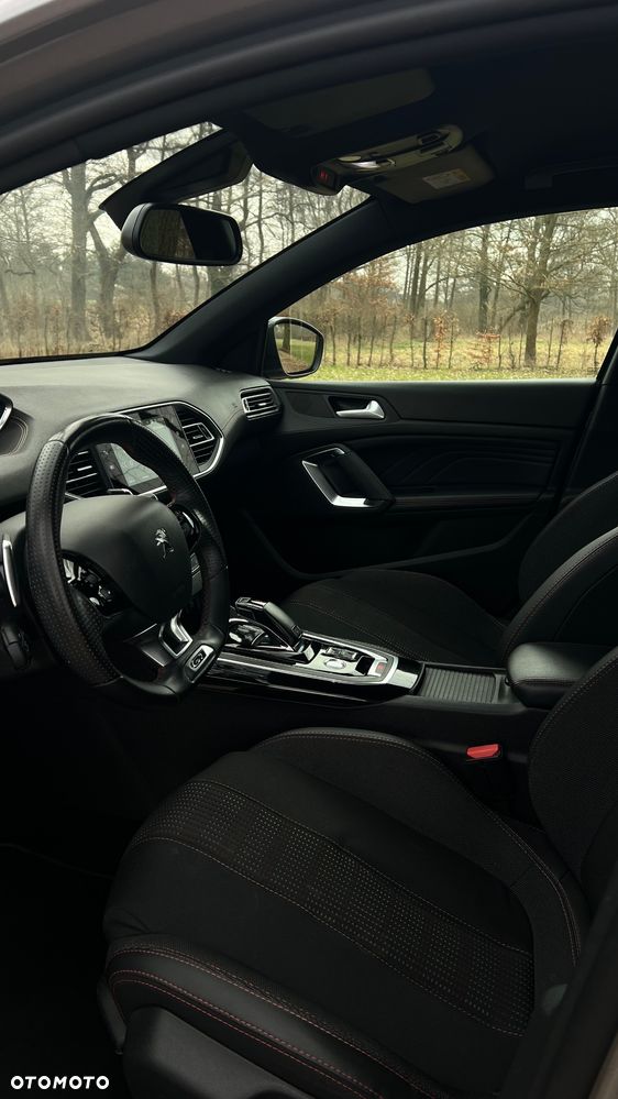 Peugeot 308 1.5 BlueHDi GT S&S EAT8 - 12