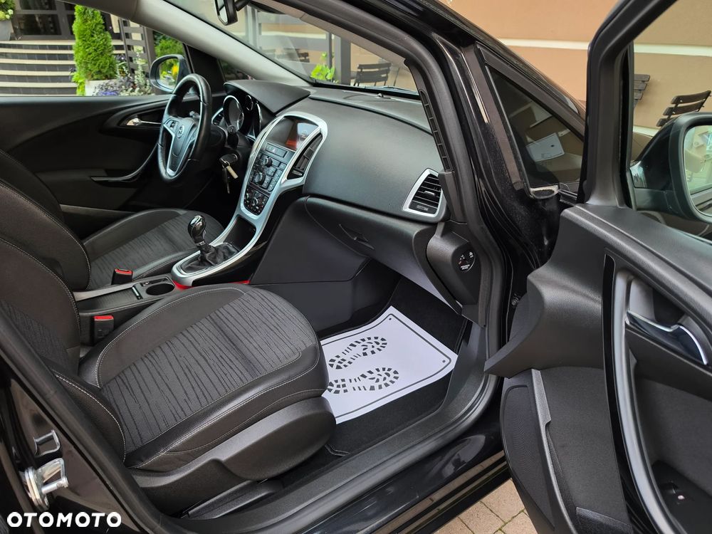 Opel Astra 1.4 Turbo Cosmo - 40