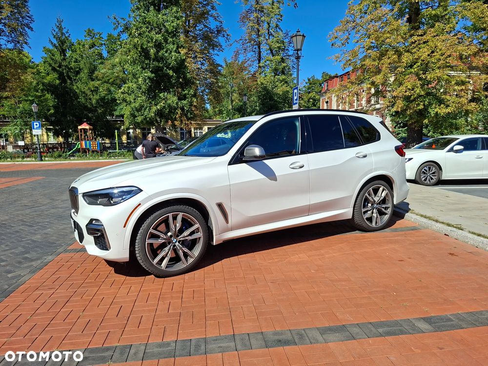 BMW X5 M50i - 33