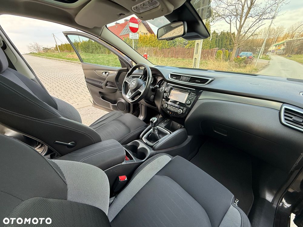 Nissan Qashqai 1.6 Tekna - 17