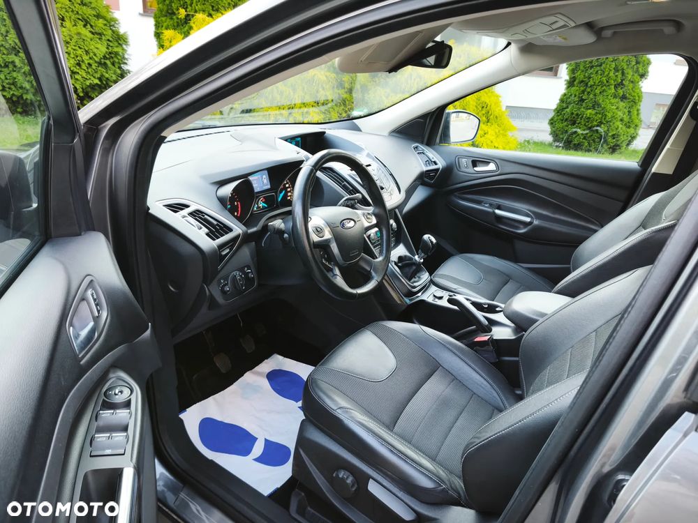 Ford Kuga 2.0 TDCi 4WD Titanium - 17