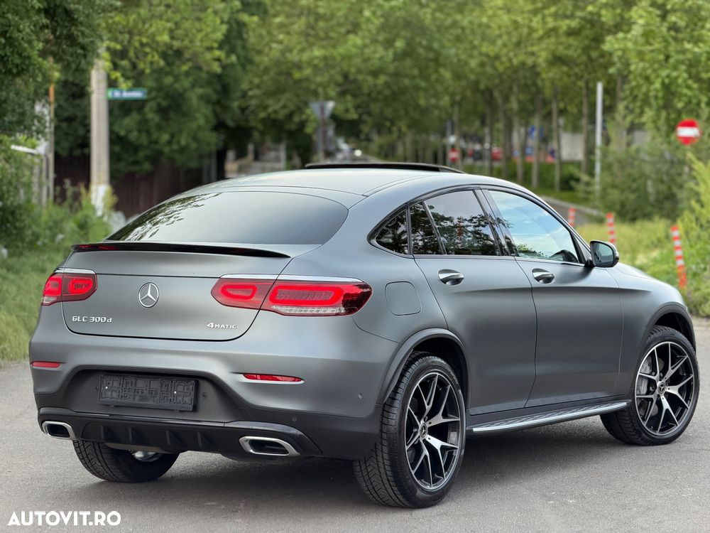 Mercedes-Benz GLC Coupe 300 d 4Matic 9G-TRONIC AMG Line Plus - 13
