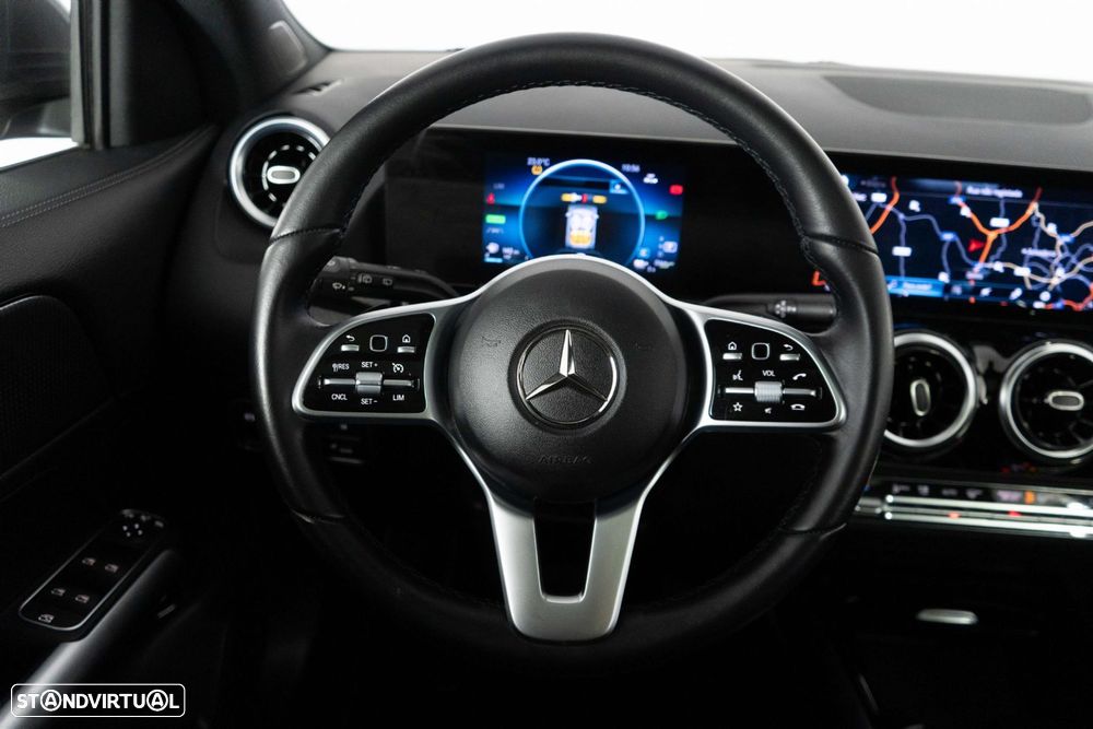 Mercedes-Benz GLA 250 e Progressive - 24