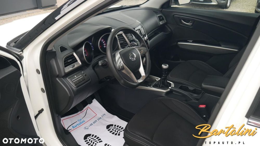 SsangYong/KGM Tivoli - 9