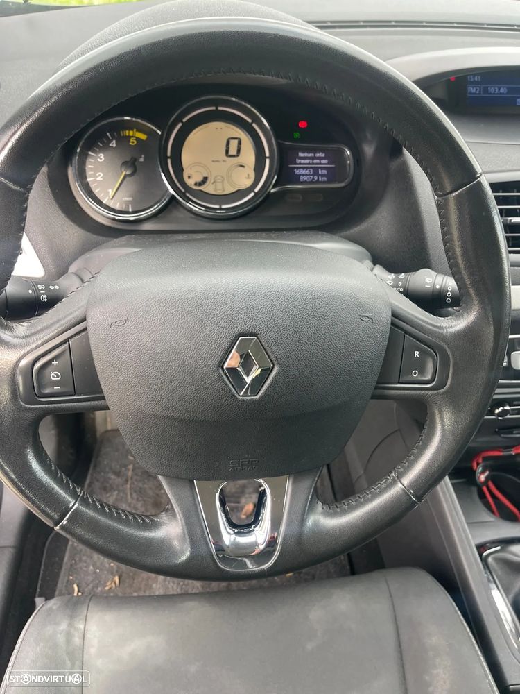 Renault Mégane Sport Tourer 1.5 dCi Dynamique S SS - 11