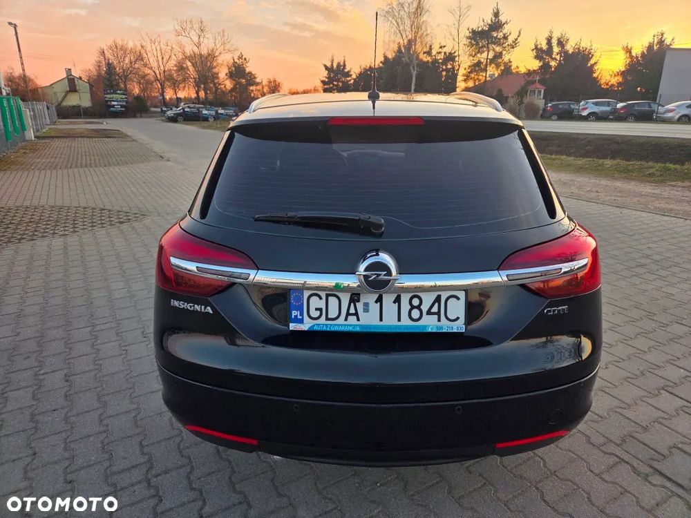 Opel Insignia 2.0 CDTI Cosmo S&S - 10