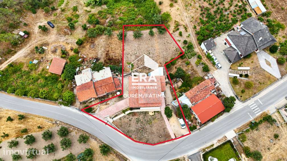 Moradia T5 no Olival, Ourém - Grande imagem: 3/59