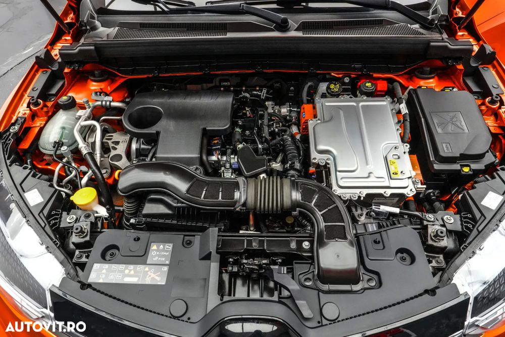 Renault Arkana E-TECH 145 R.S.LINE - 26