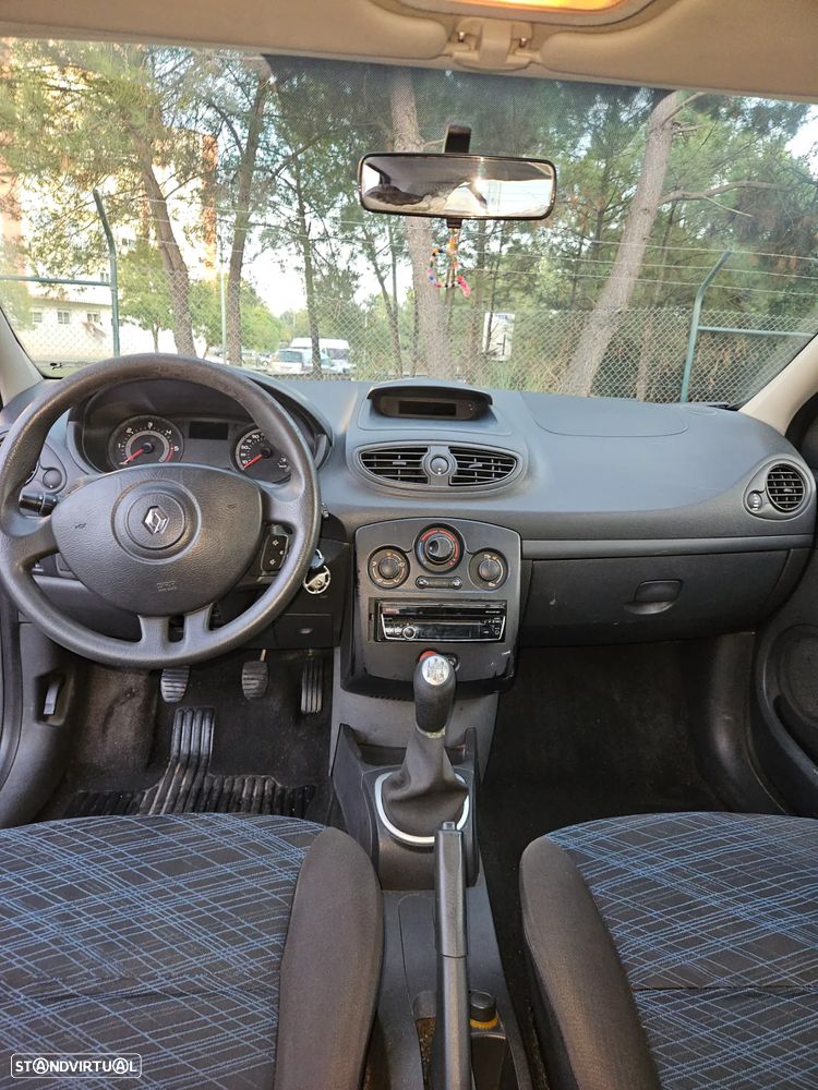 Renault Clio - 3