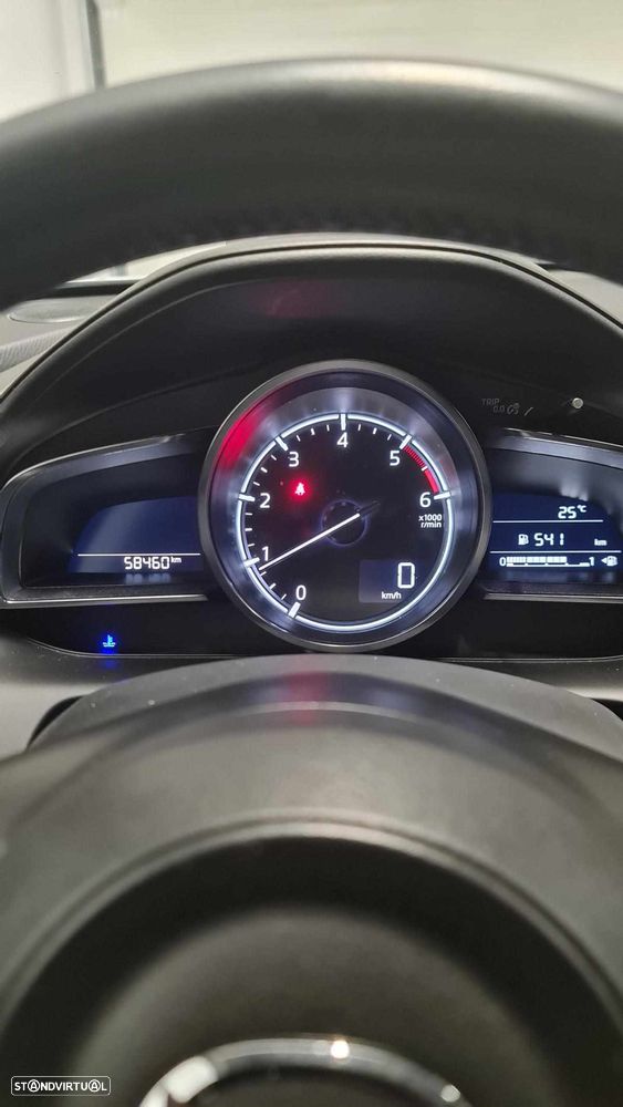 Mazda CX-3 1.5 Sky.Excellence Navi - 11