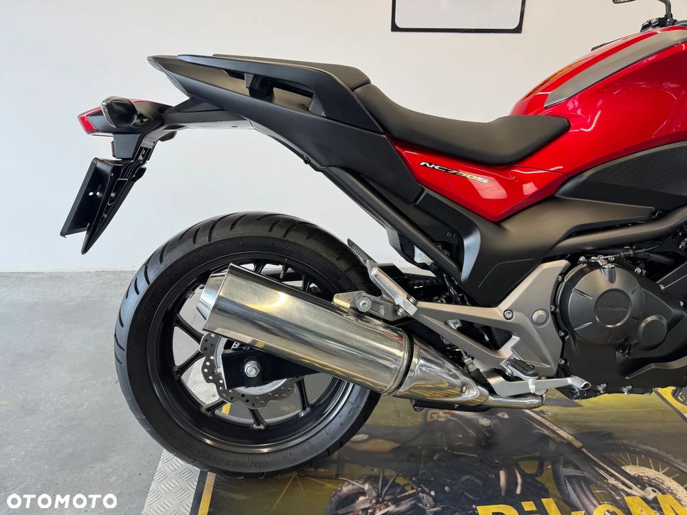 Honda NC - 16