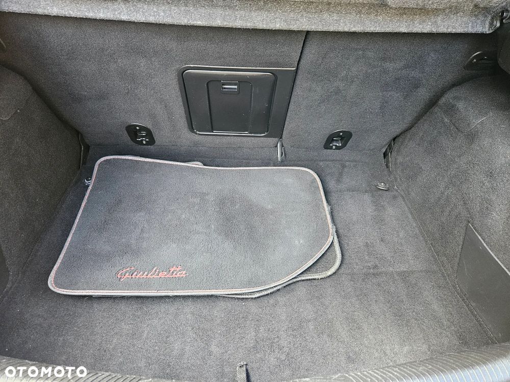 Alfa Romeo Giulietta - 16