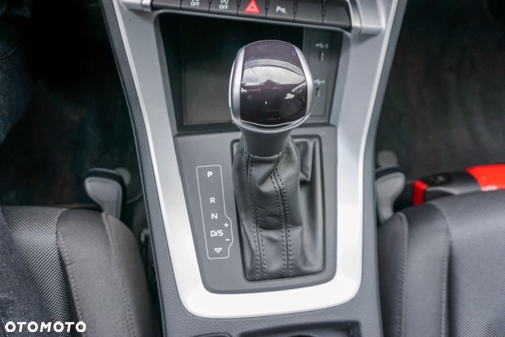 Audi Q3 35 TFSI S tronic - 21