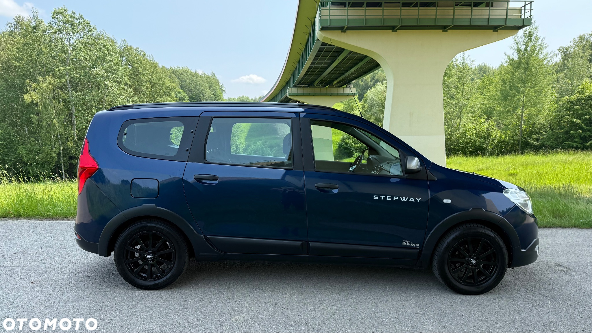 Dacia Lodgy 1.6 SCe Access S&S - 10