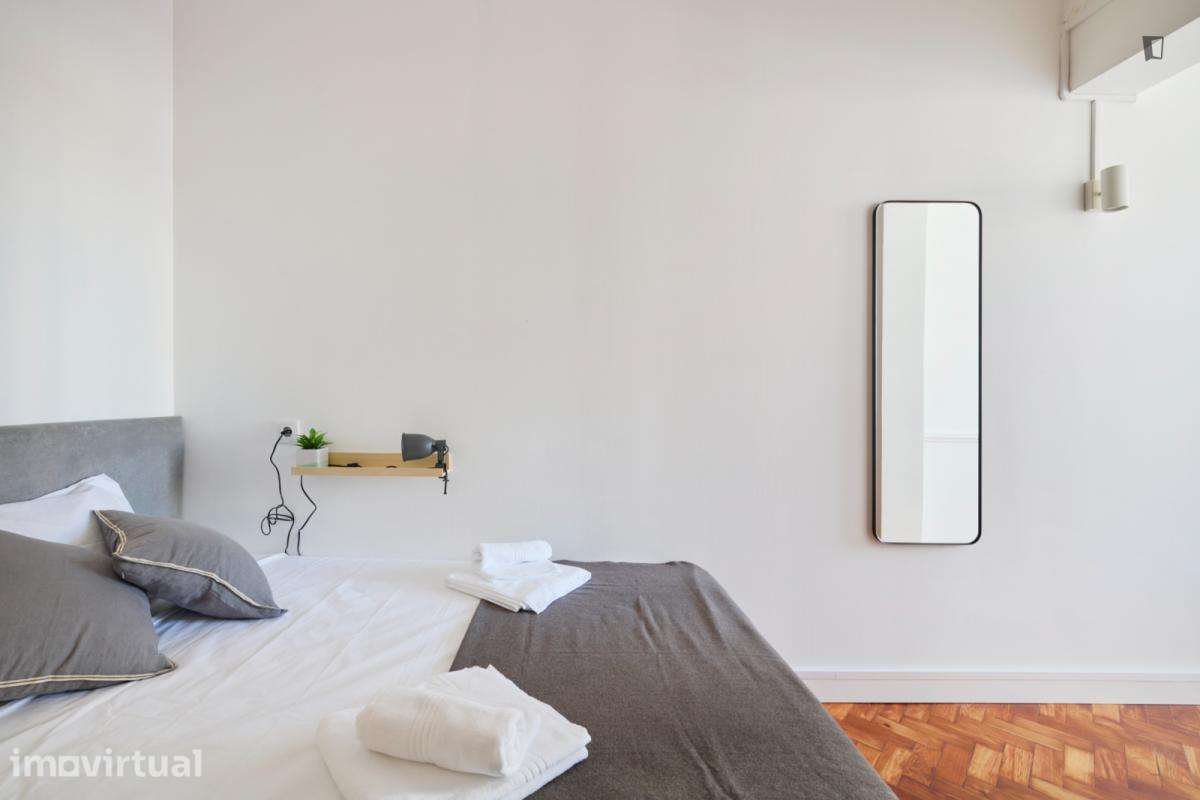 Quarto - localizado em Rato Lisbon - Grande imagem: 3/41
