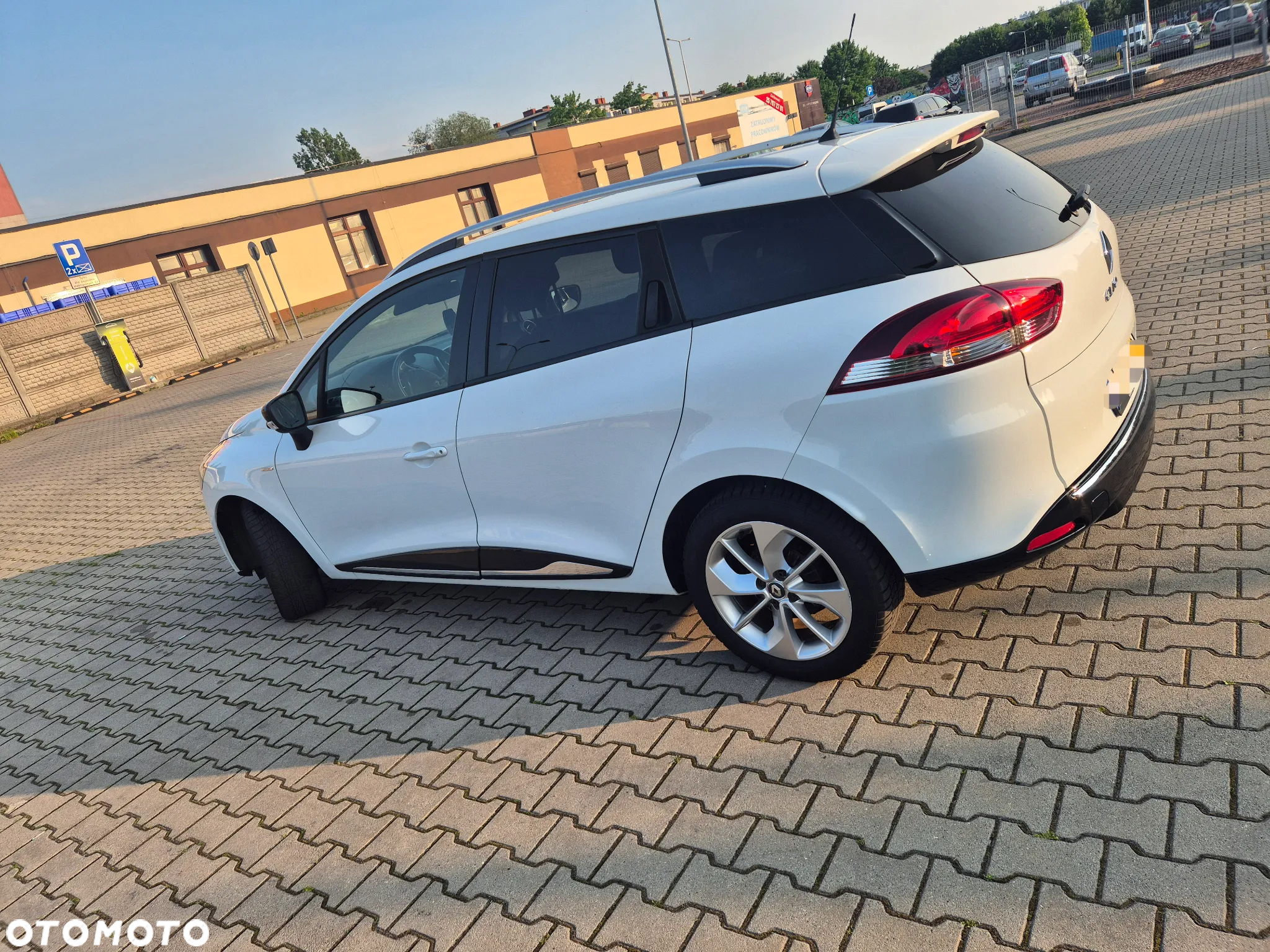 Renault Clio 0.9 TCe Limited - 13