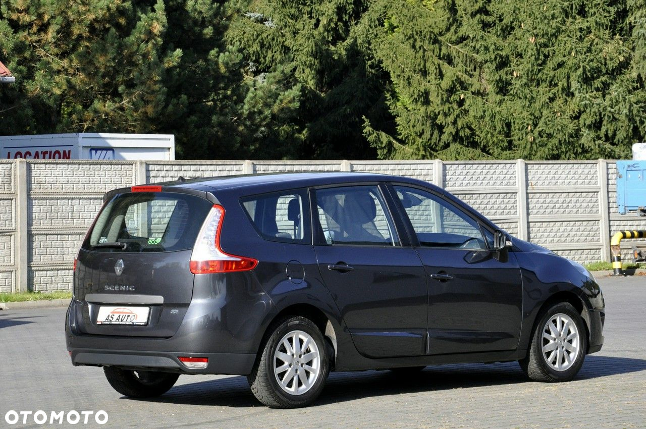 Renault Grand Scenic - 28