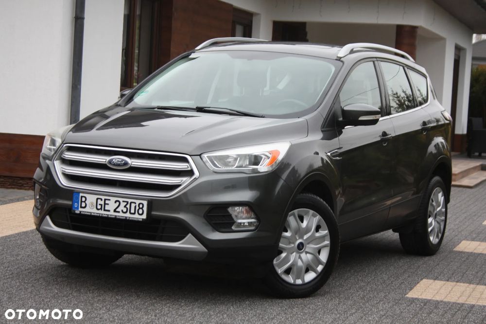 Ford Kuga 1.5 EcoBoost 2x4 Individual - 3