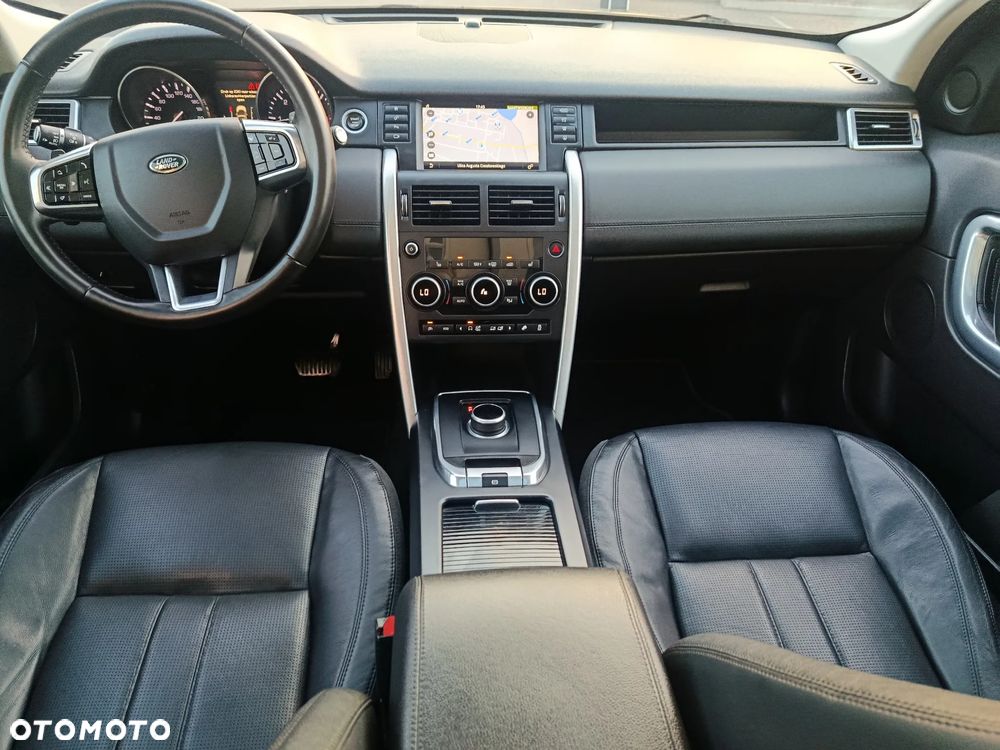 Land Rover Discovery Sport TD4 HSE Luxury - 33