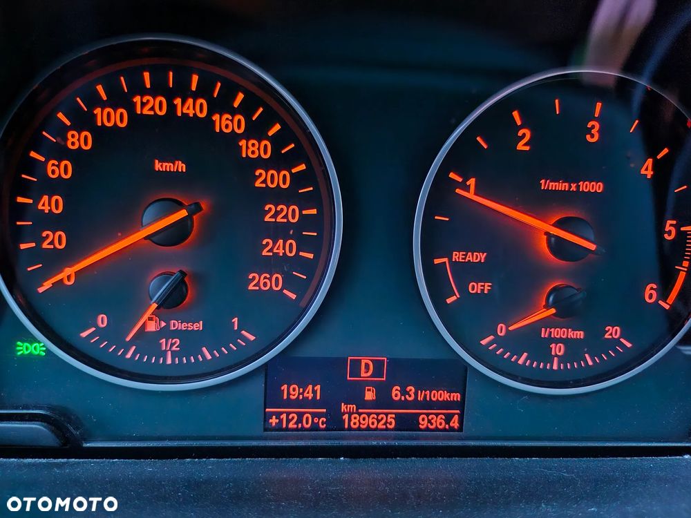 BMW X1 xDrive25d Advantage - 10