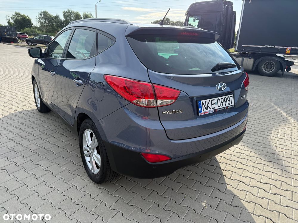 Hyundai ix35 blue 1.6 2WD Finale Gold - 8