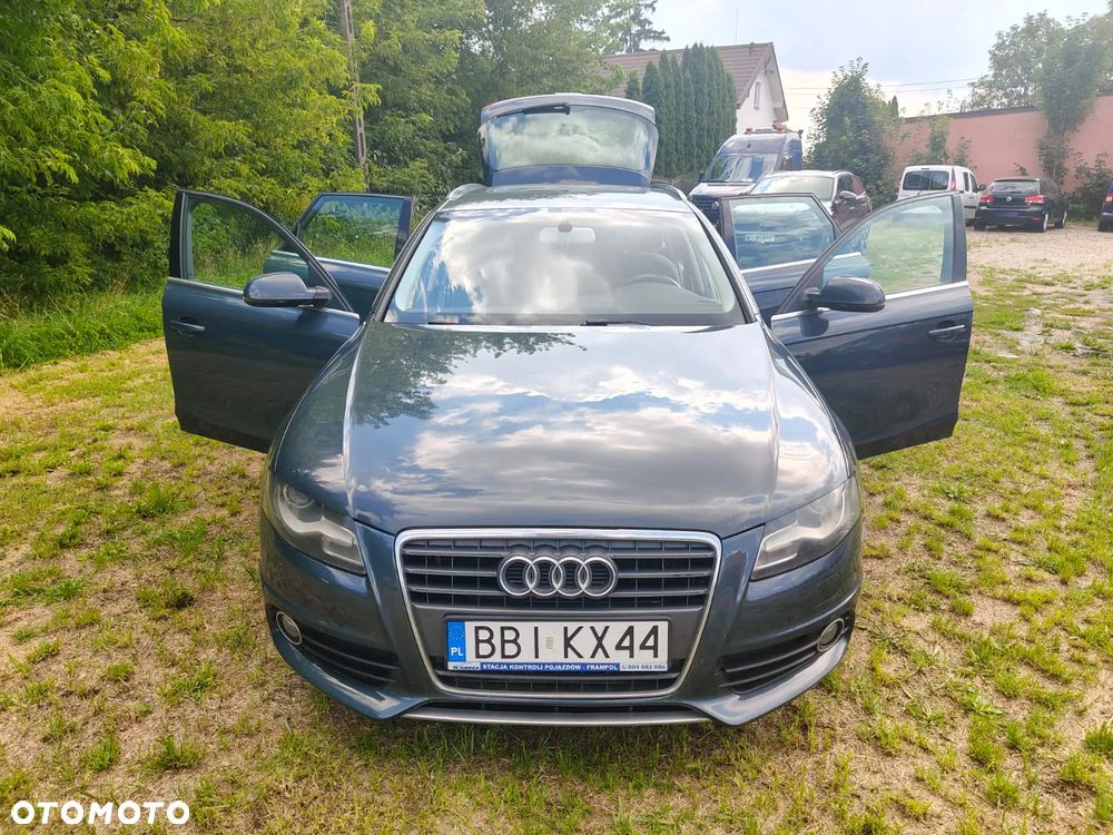 Audi A4 Avant 2.0 TDI - 10