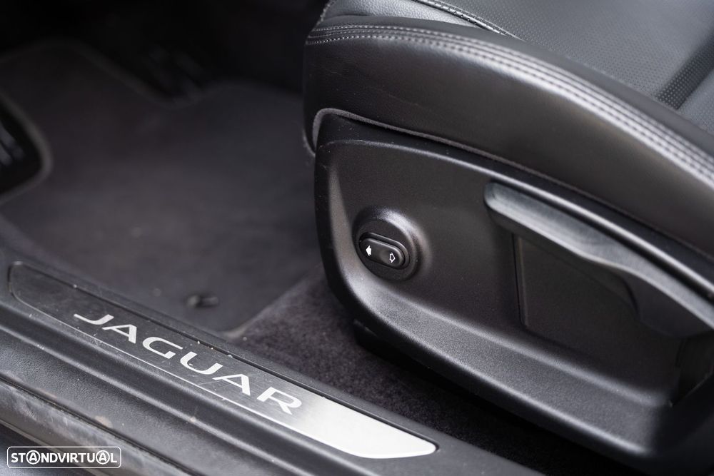 Jaguar I-Pace EV400 AWD S - 11