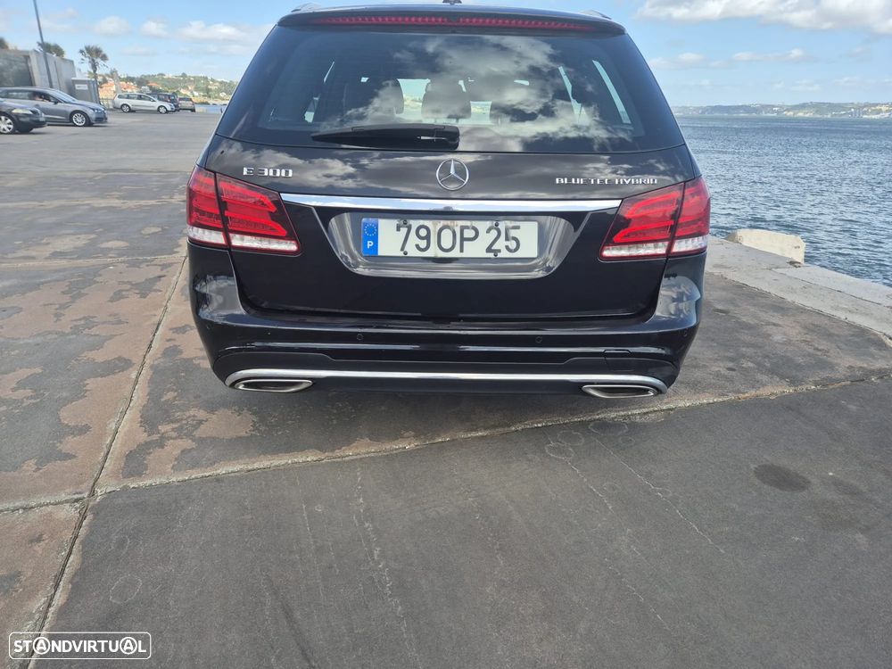 Mercedes-Benz E 300 Bluetec Hybrid Avantgarde - 4