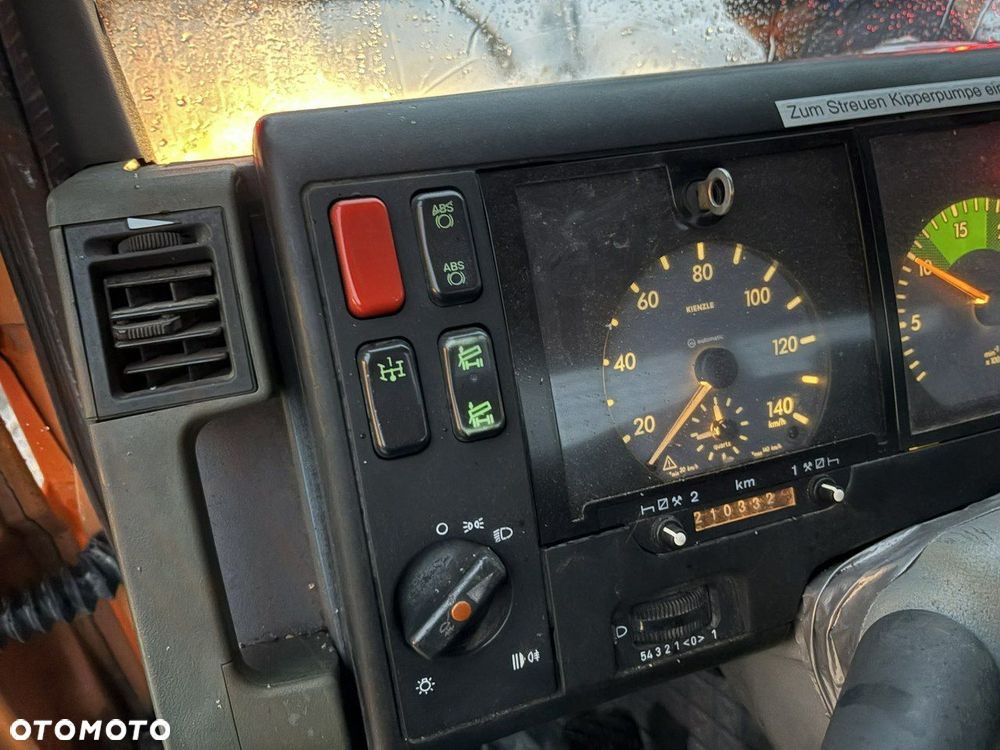 Mercedes-Benz Mercedes Vario 815 Wywrotka 4X4  2004 Pług posypywarka odśnieżarka - 16