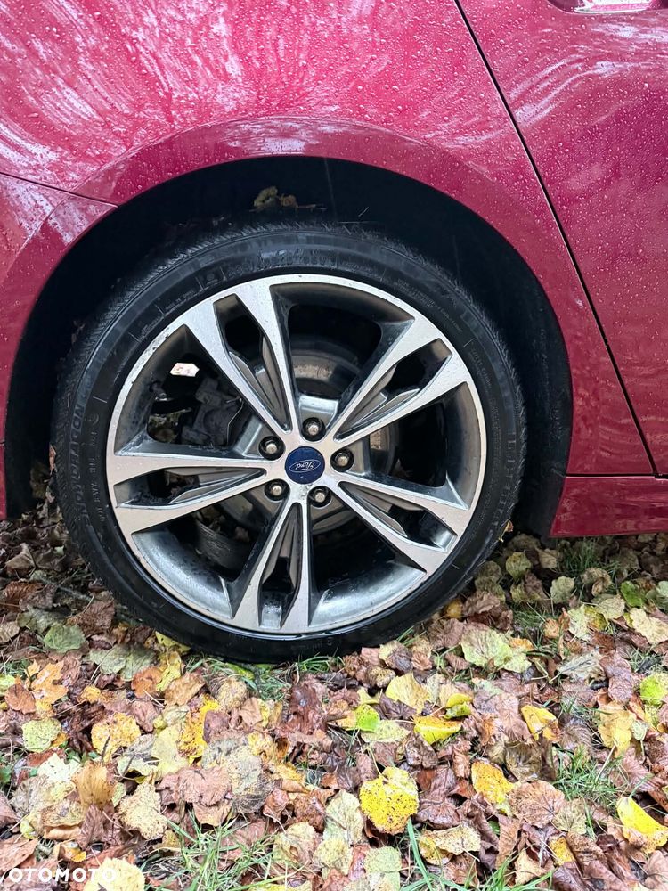 Ford Fusion 2.0 EcoBoost Titanium - 39