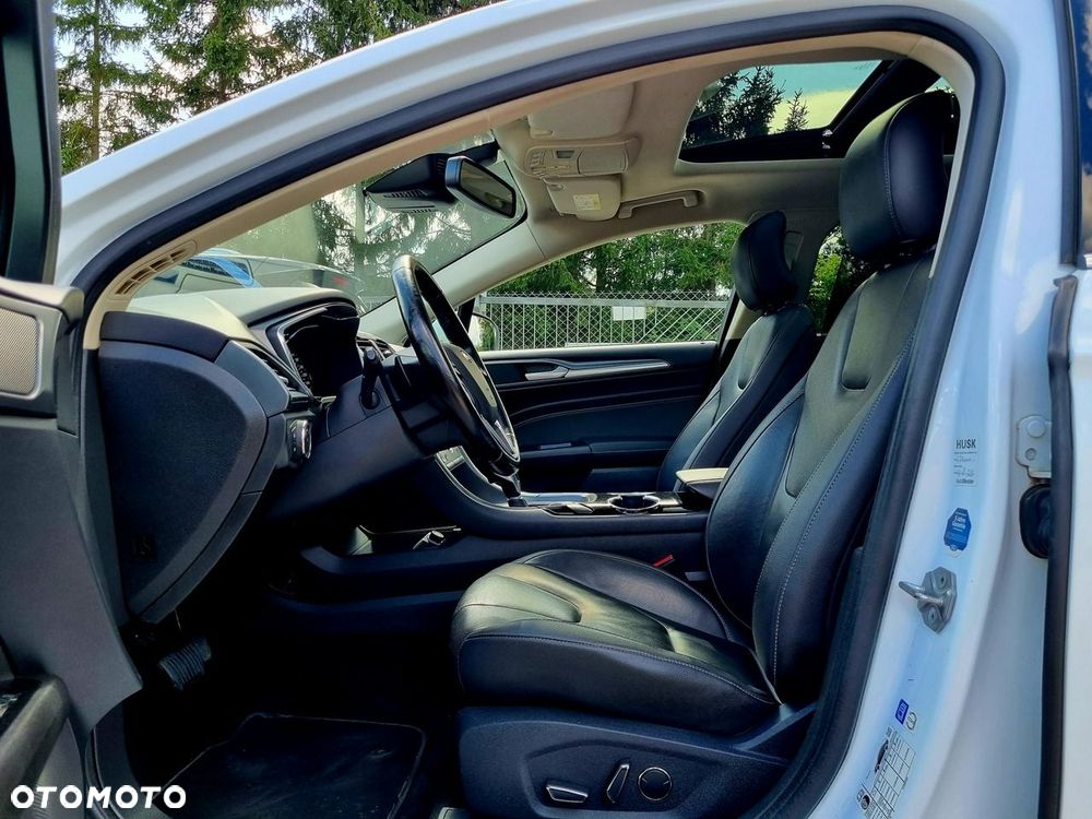 Ford Mondeo 2.0 EcoBoost Titanium - 10