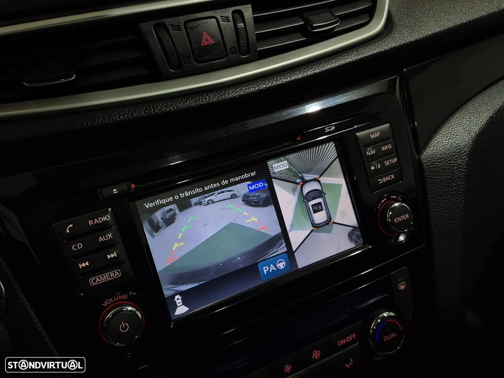 Nissan Qashqai 1.6 dCi Tekna Premium 17 Pele S P.Preta Xtronic - 13