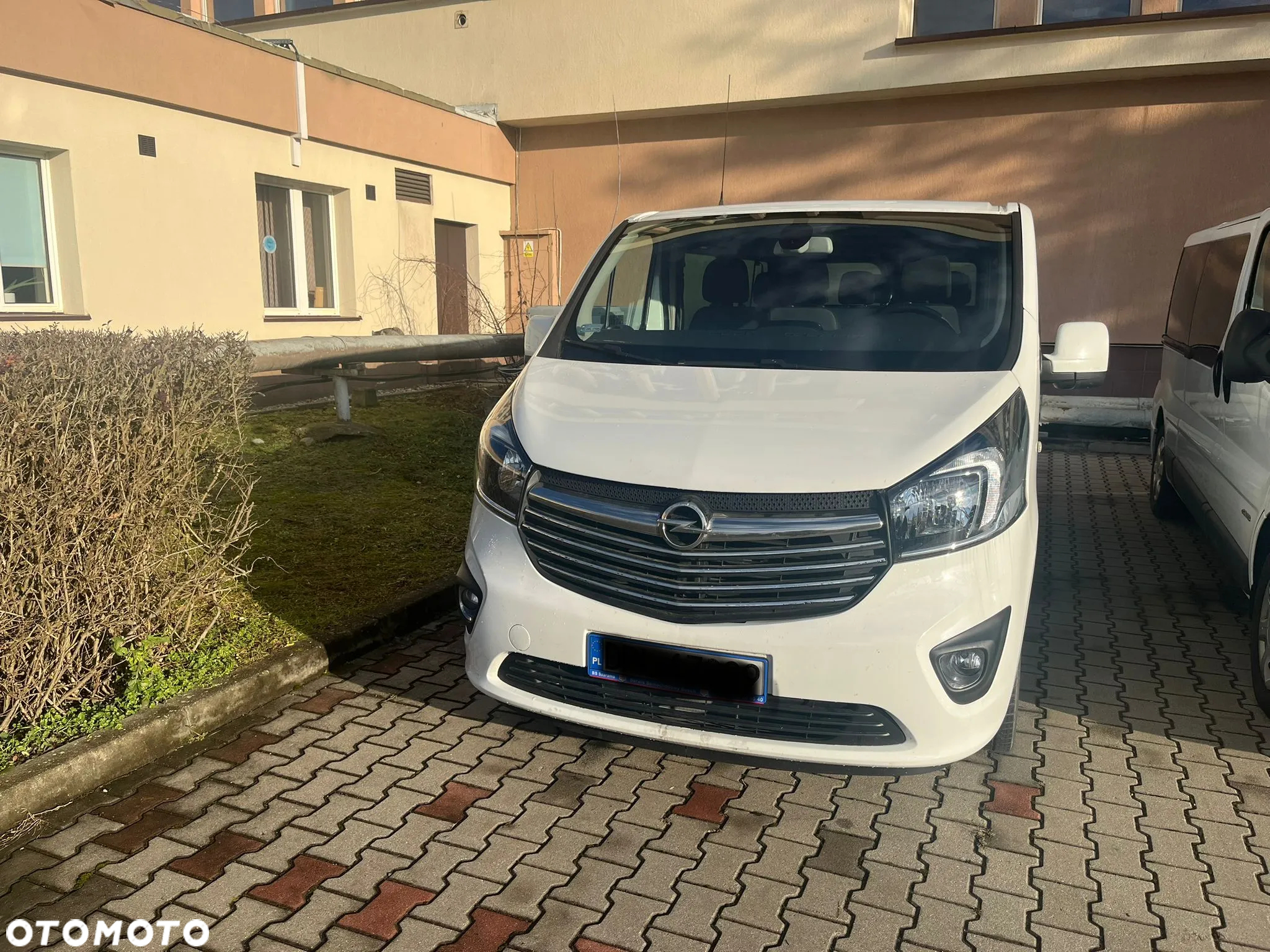 Opel Vivaro - 4