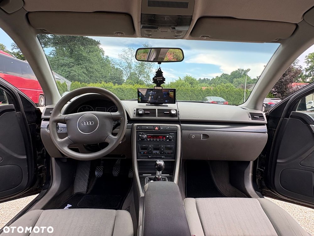 Audi A4 Avant - 13