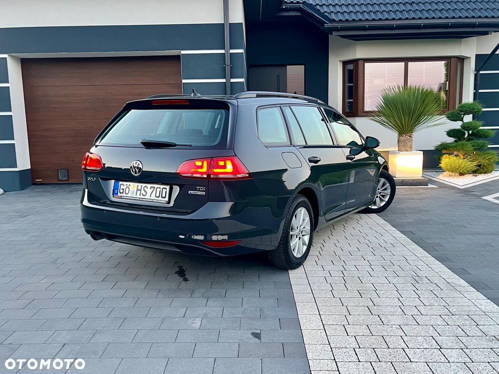 Volkswagen Golf 1.6 TDI BlueMotion Technology Lounge - 24