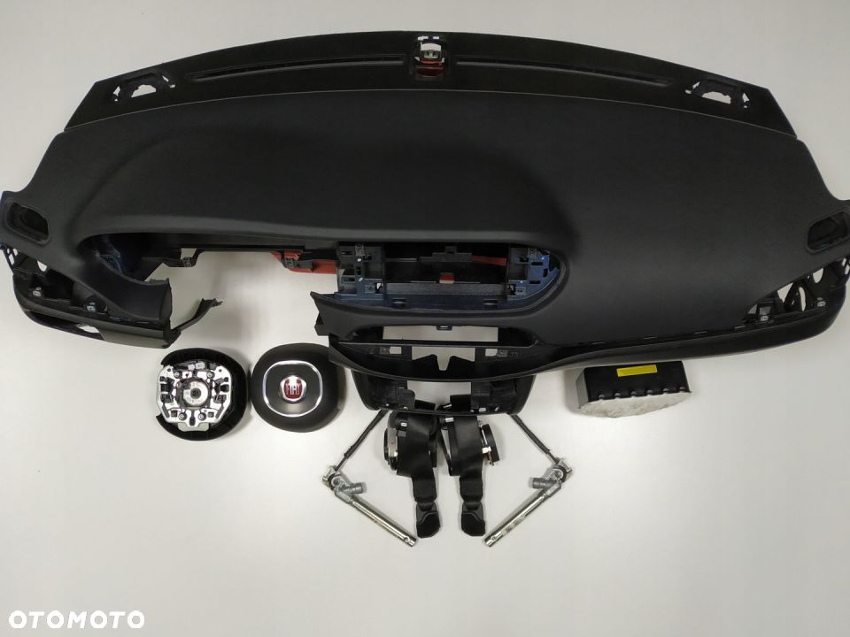 Airbag kierowcy Fiat Tipo deska kokpit pasy pas - 1