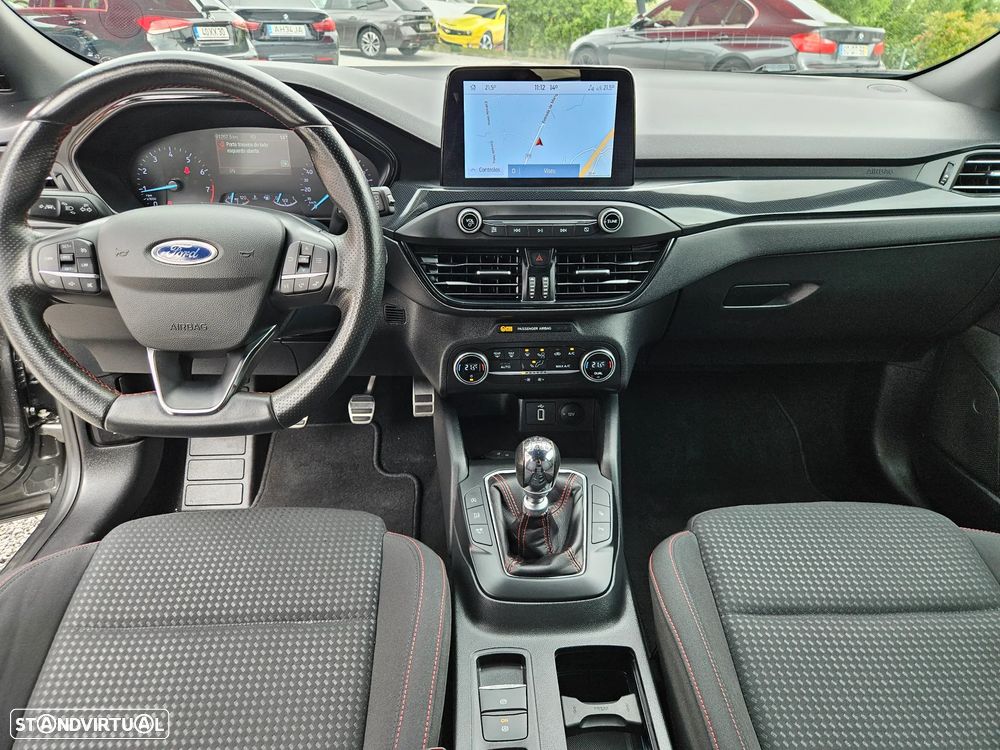 Ford Focus SW 1.0 EcoBoost MHEV ST-Line - 13