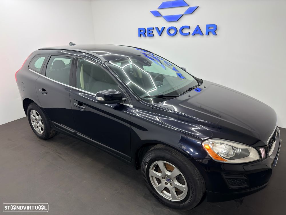Volvo XC 60 2.0 D4 DRIVe Momentum - 37