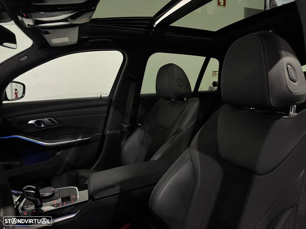 BMW 320 d Touring Pack M Auto - 13