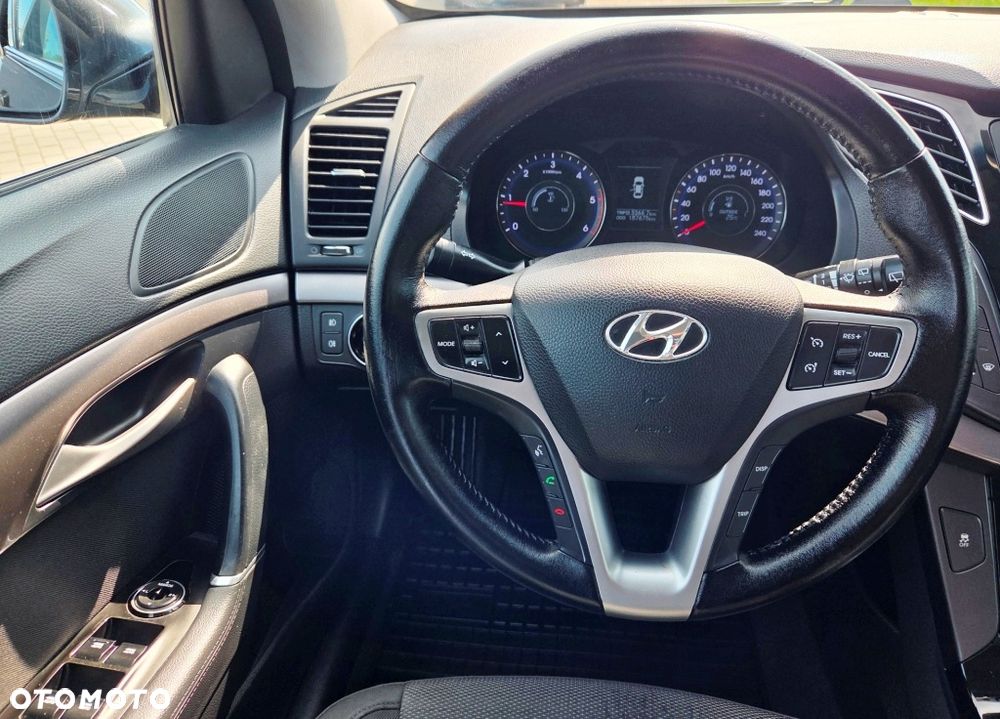 Hyundai i40 Kombi blue 1.7 CRDi Style - 34