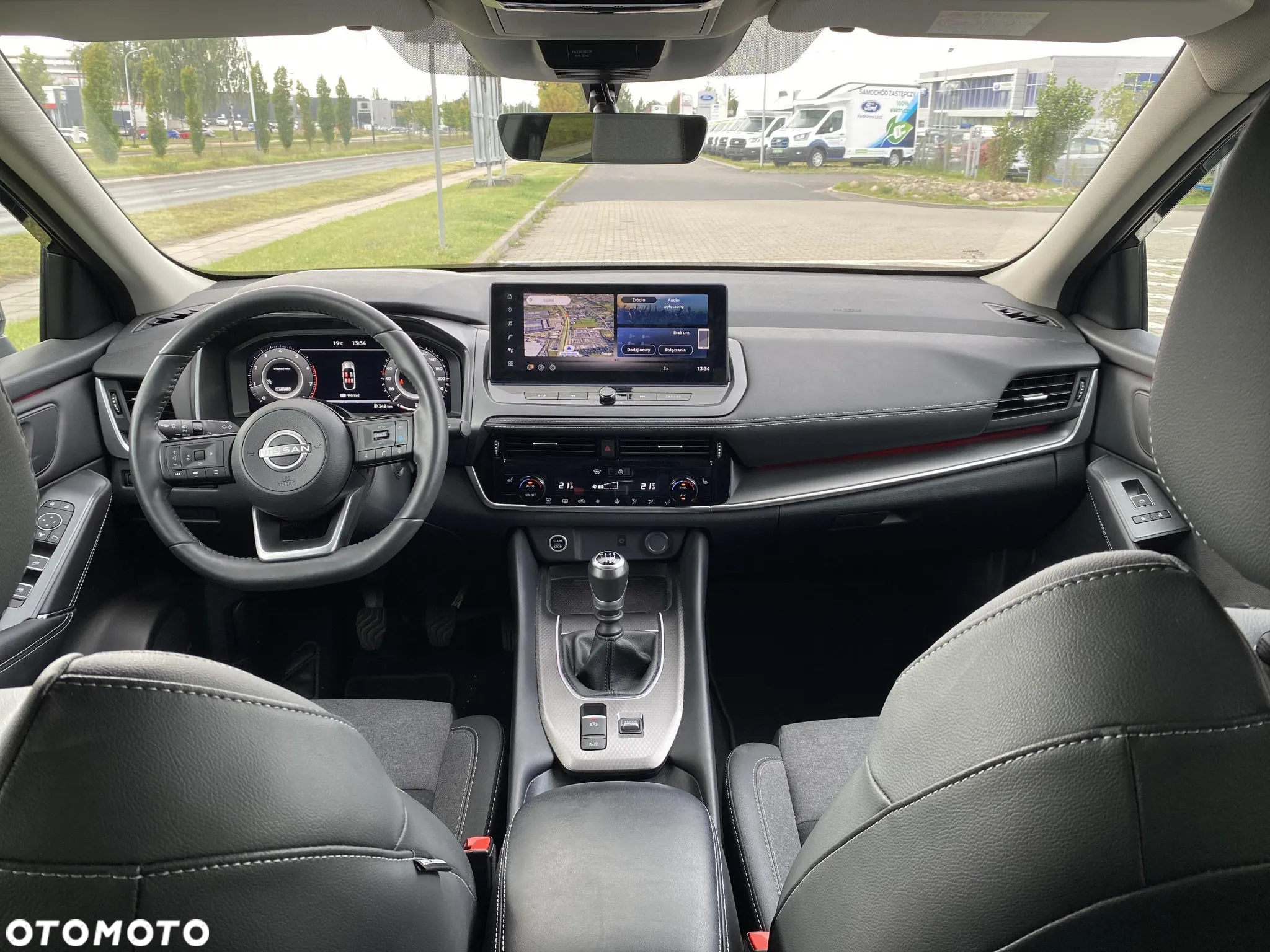 Nissan Qashqai - 25